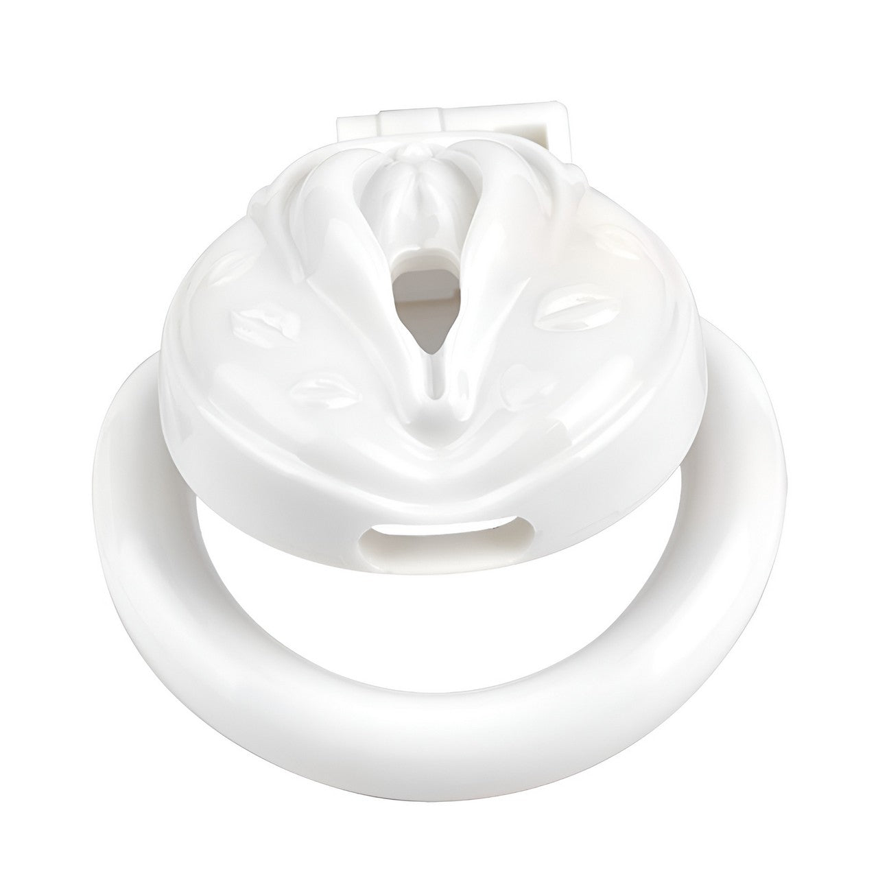 This flat chastity cage is perfect for sissy chastity, sissy training, and chastity cuck play, offering both comfort and control." "Dieses flache Chastity Cage ist perfekt für Sissy Chastity, Sissy Training und Chastity Cuck Spiel, und bietet sowohl Komf