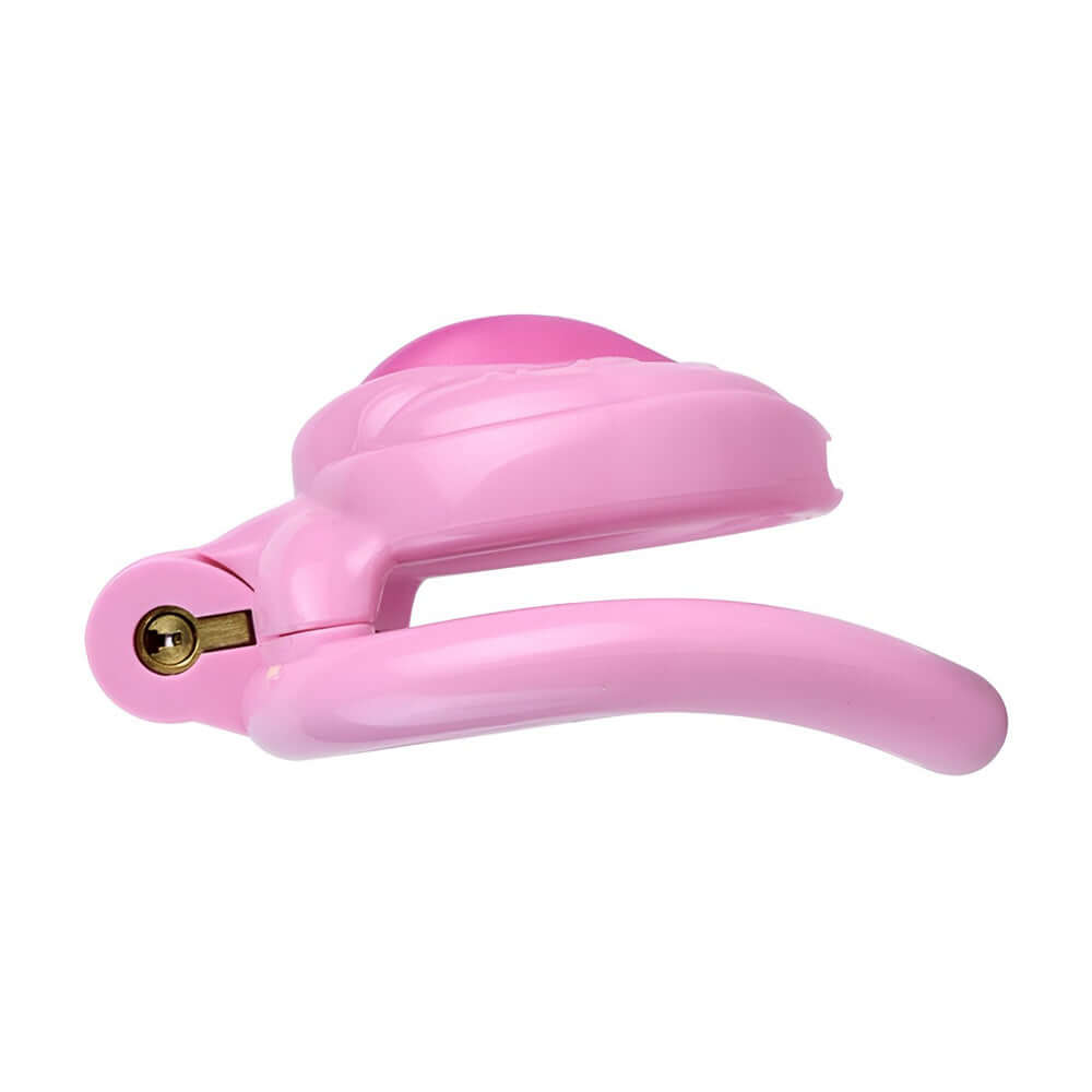 Femboy chastity is taken to the next level with a pink chastity cage and flat chastity cage."  "Femboy Chastity wird auf die nächste Stufe gehoben mit einem rosa Chastity Cage und flachem Chastity Cage.